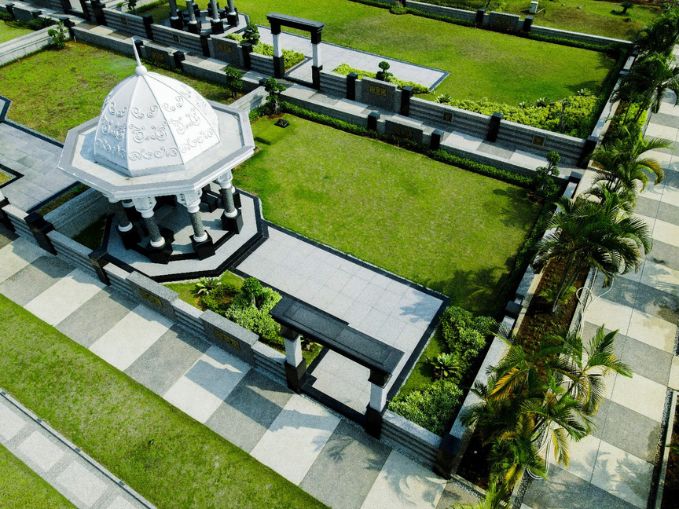 kavling-tipe-royal-family-A-makam-al-azhar-memorial-garden