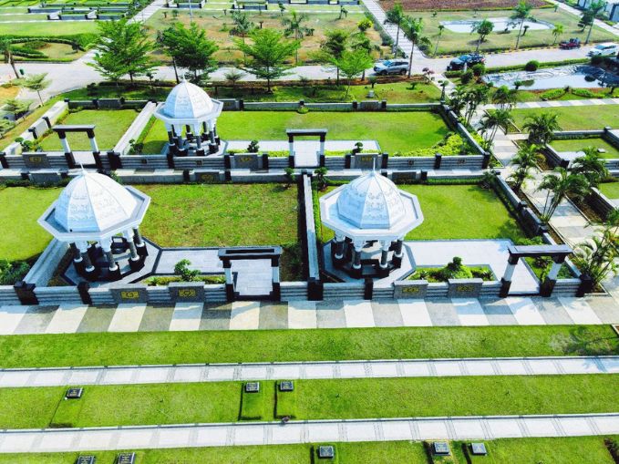 tipe-royal-family-A-makam-al-azhar-memorial-garden